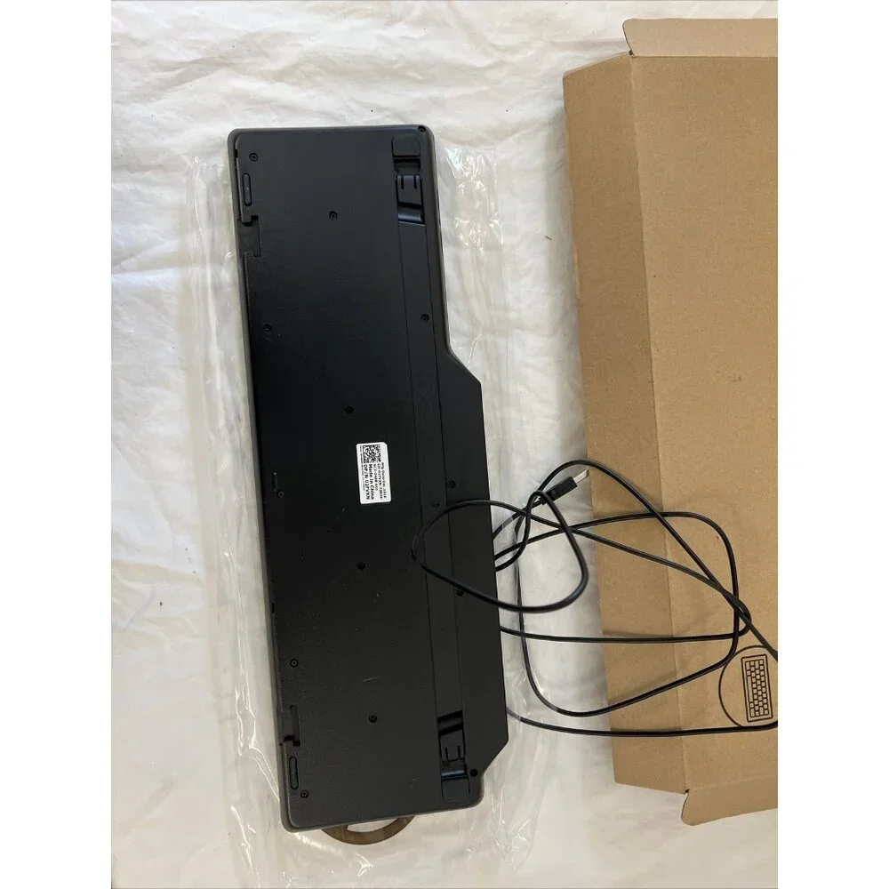 Dell Wired Keyboard Model 02FVXN Black USB Compact Design